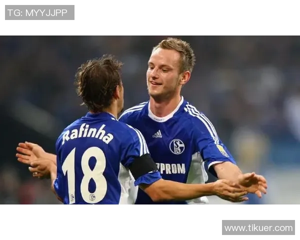 沙尔克04遇挫，德甲之路何去何从？